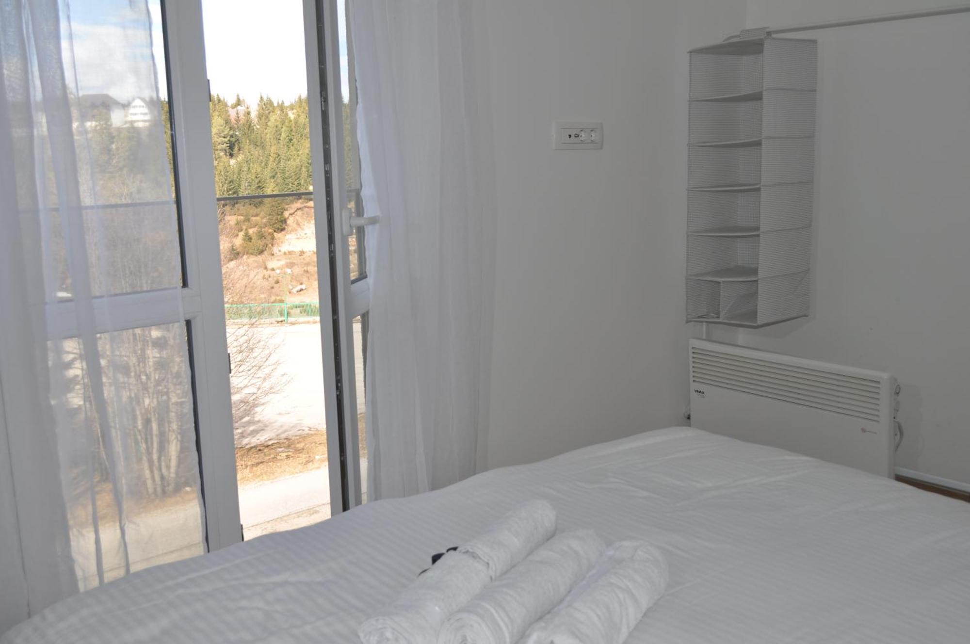 Apartmani Zabljak Hills Exterior photo